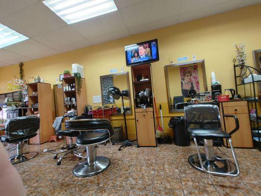 Inside Sun Beauty Salon