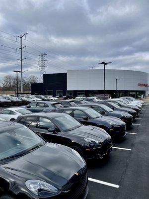 Porsche Exchange in Highland Park, Illinois