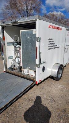 Enclosed trailer 6x12 with loading ramp