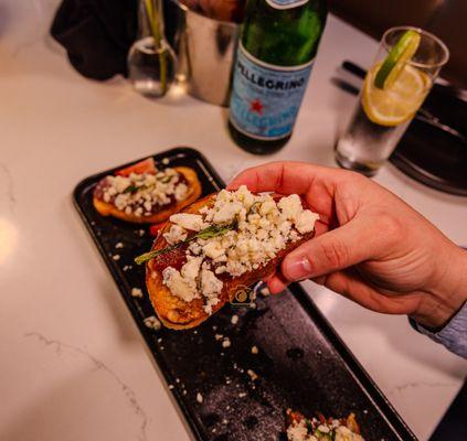 Crostini Di Pere E Gorgonzola