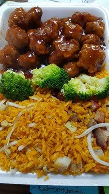 General Tso's lunch with pork fried rice.