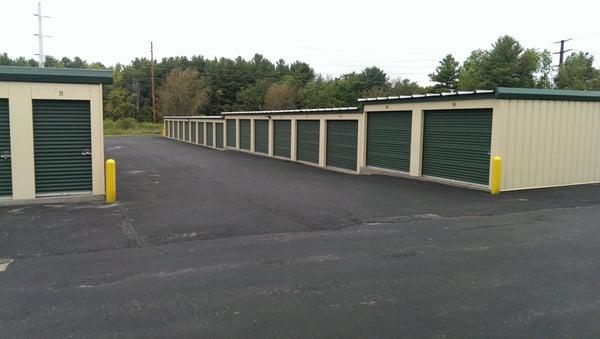 Outdoor storage units