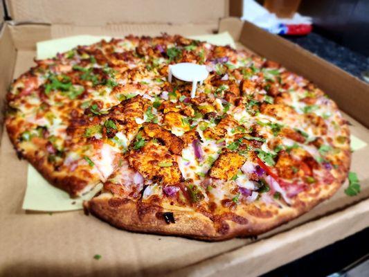 Chili chicken pizza