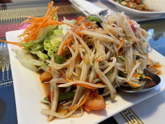 Papaya salad (Laos style)