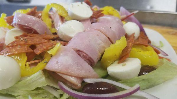 Antipasto salad