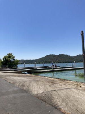 Three boat launches. It does get busy, I suggest an early morning launch especially in the summer considering the heat. (July 2023)