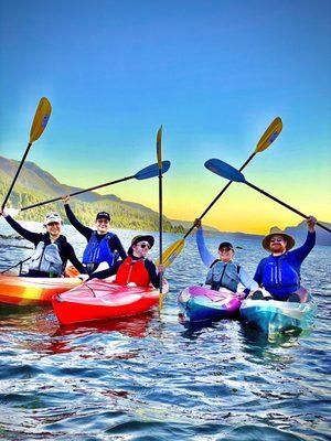 Sunset kayak tour near Hood River, Oregon