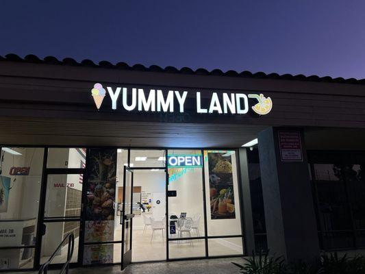 Yummy Land