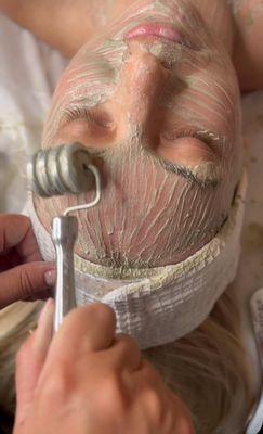 Face Roller Massage