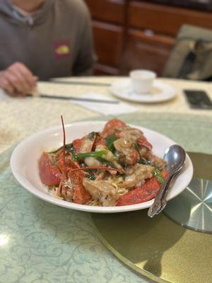 Lobster with e-fu noodle