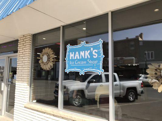 Hank's Ice Cream Shop