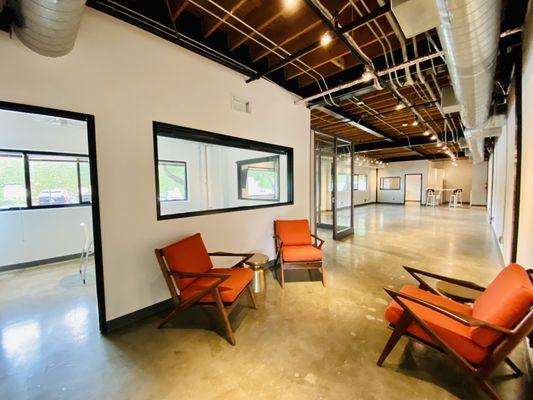 Office available in Culver City. Production/High Tech company short lease