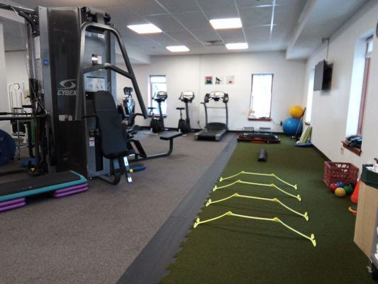 We specialize in functional training to help you get back to your previous level of walking, running, and athletics!