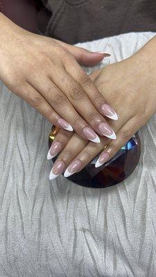 French almond nails