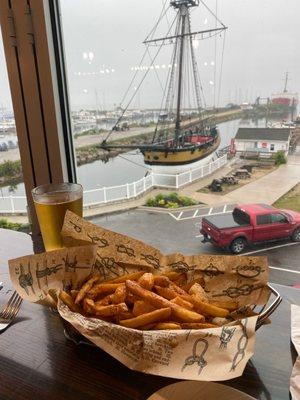 Lobster poutine.