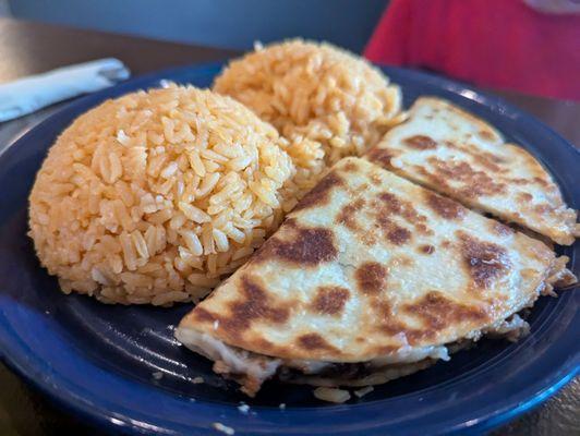 Kids Quesadilla with beef and double rice