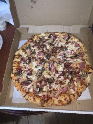 Large Hawaiian Dream Pizza.