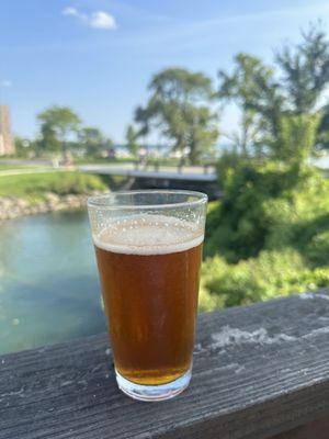 Lakeside sunny views with a pumpkin beer