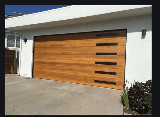 Carriage House Plank