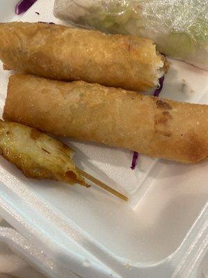 Egg rolls and salad rolls