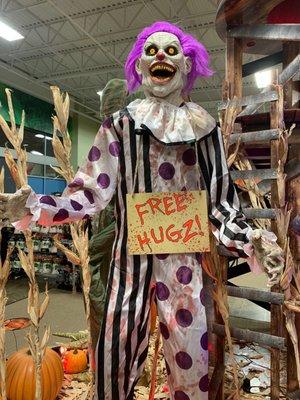 Free hugz!!!!!