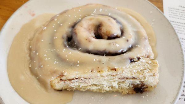 Cinnamon roll - average