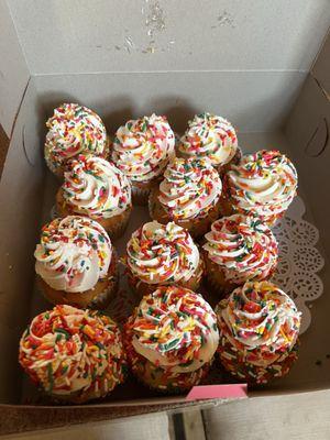 Funfetti cupcakes