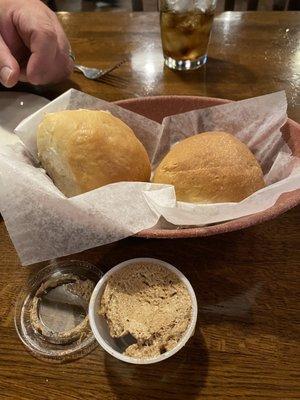 Rolls with cinnamon flavor spread