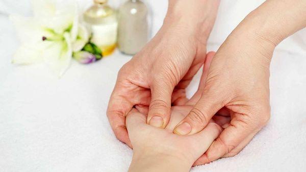 Acupressure Therapy - Therapeutic Massage