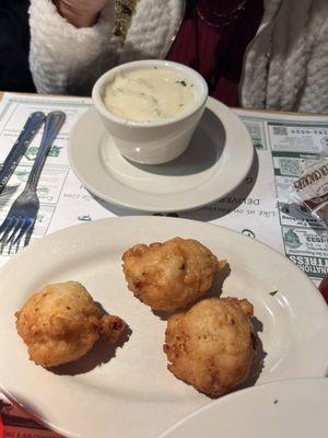 Clam cakes & chowder