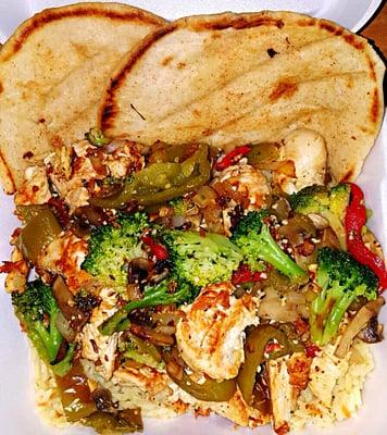 Grilled Marinated Chicken & Veggies with Pita