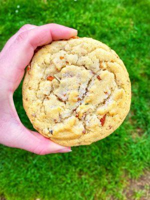 Rosemary pecan shortbread cookie