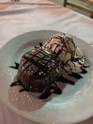 Chocolate molten cake