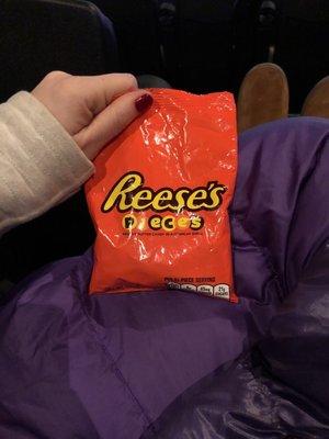 Total BS that they advertised a huge Reese's bag and this is the one they sold us 4:50! Seriously a rip off, also unethical!