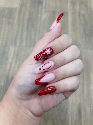 Nails and design by Na.