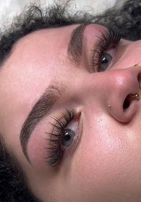 Eyelash extension