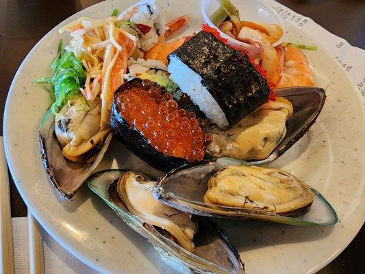 Sushi & Poached Mussels