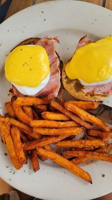 Irish eggs Benedict