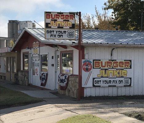 Dive on the outside, '50s diner on the inside.