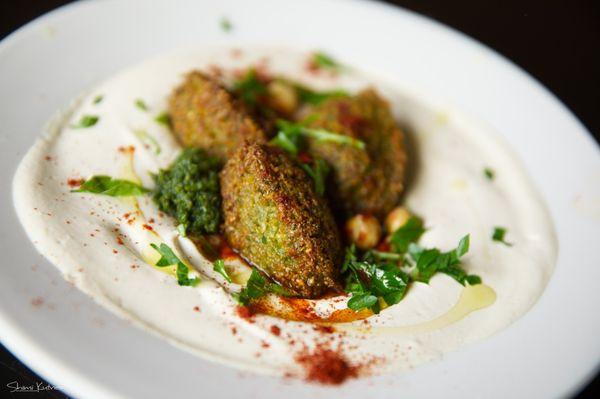 Hummus Falafel