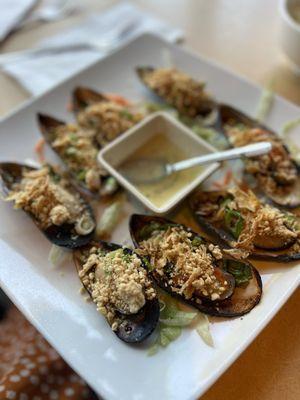 8 Piece Grilled Mussels