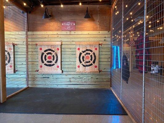 Axe throwing area