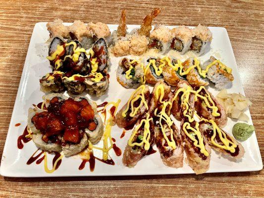 Spicy Volcano, Super Crunch Roll, Tnt Roll, Yummy Roll, Spider Roll.