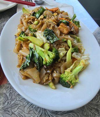 Pad See Ew with Tofu