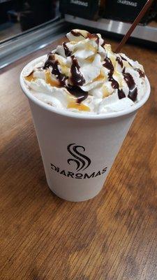 A nice Hot chocolate for this cold weather. Come and drink a cream hot chocolate!