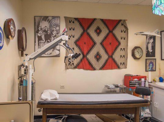 Dr. Siegel's largest exam room, view to west. Everything was clean, as always, but since Covid, all have been shiny bright clean.