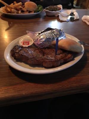 10 oz Kansas City steak dinner