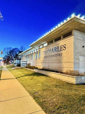 St Charles Family Dentistry Office front view