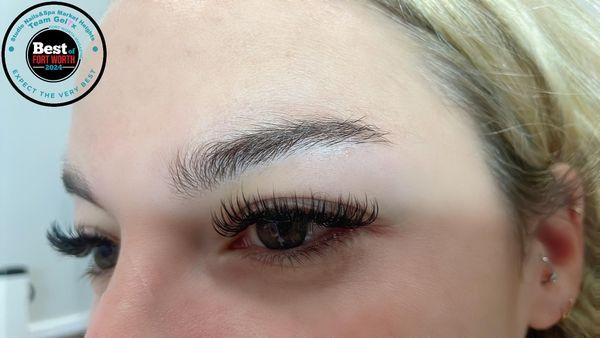 Lashes extensions