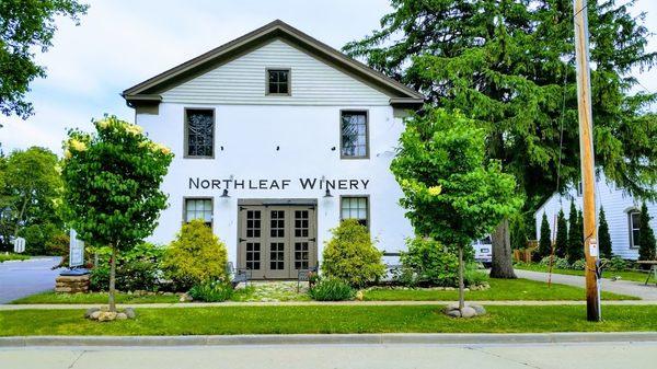 Street view of the winery